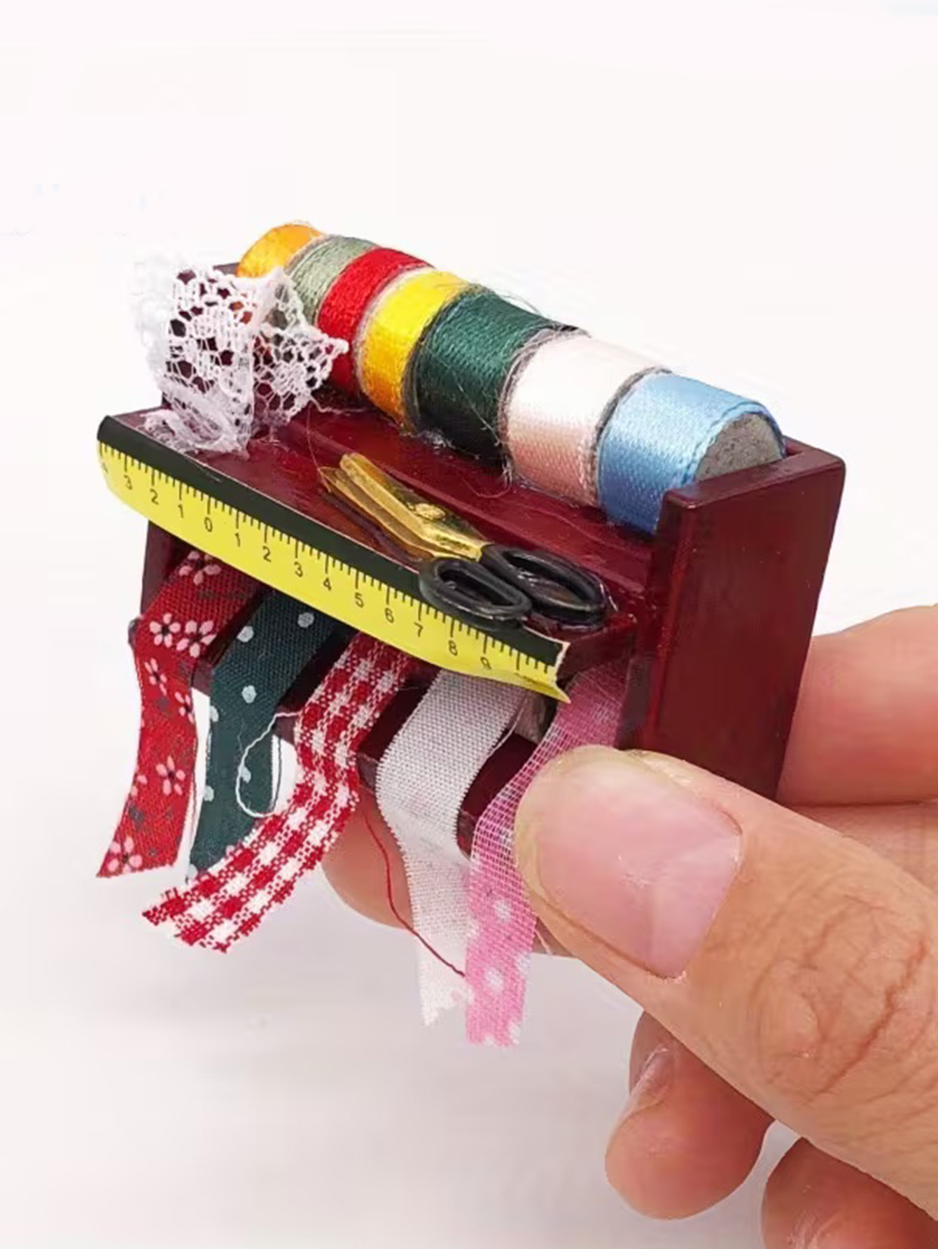 Poppenhuis mini-naaidoosje met - Woodworking Diy recensie en prijs