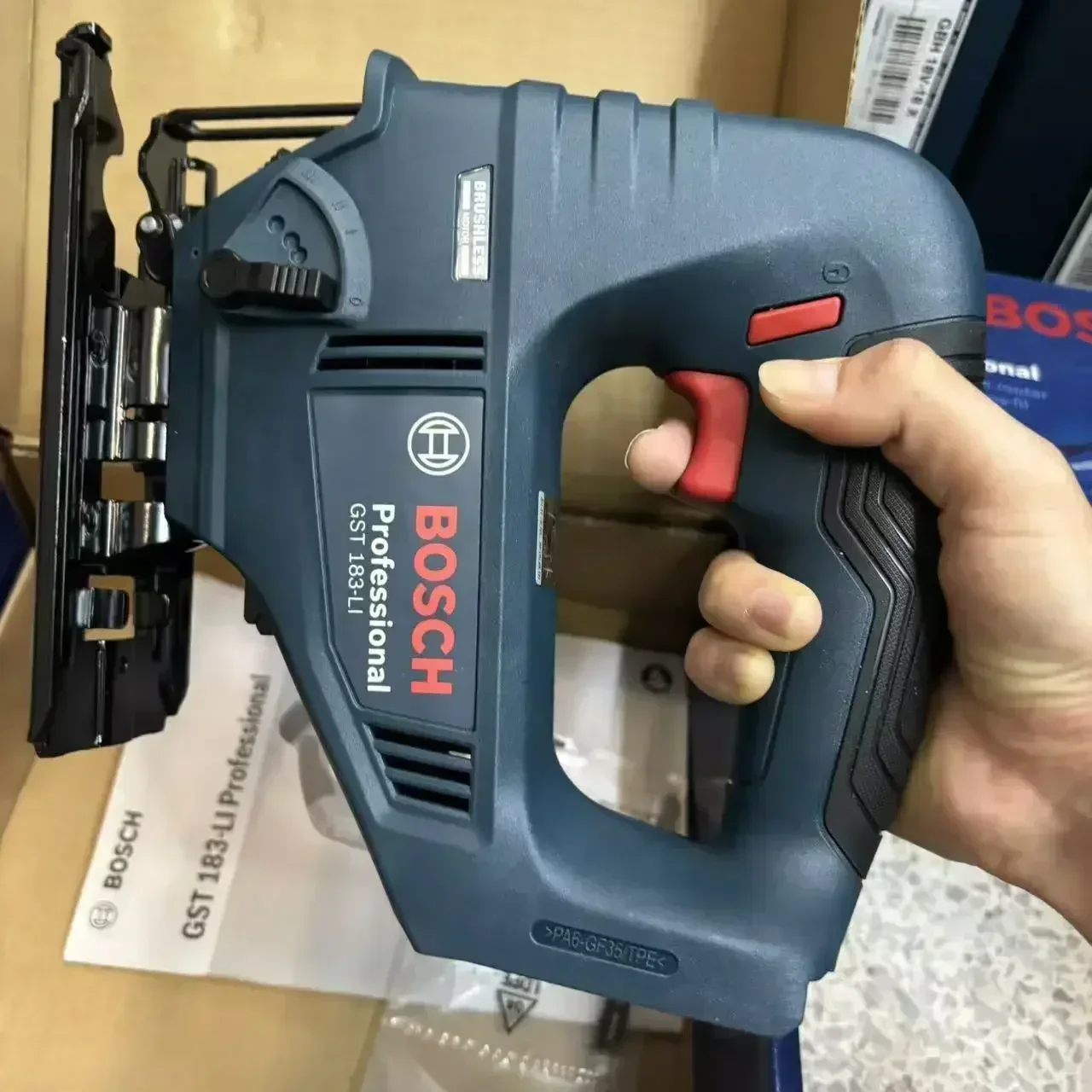 Bosch GST 183-LI Professional  - Woodworking Saw recensie en prijs